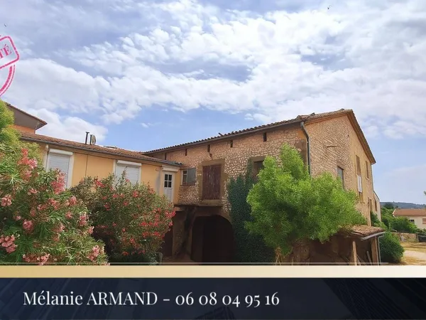 Maison 2 pièces 347 m² 