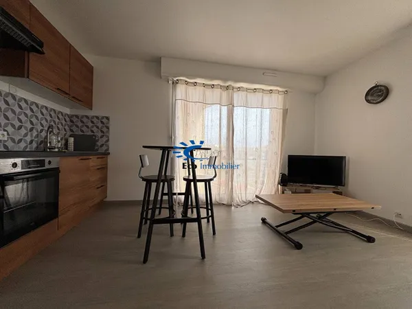 Studio 1 pièce 23 m² 