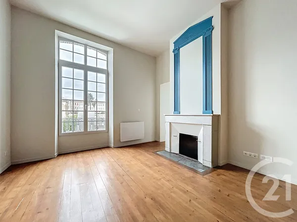 Appartement 4 pièces 82 m² 