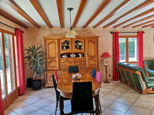 Maison de campagne à vendre 