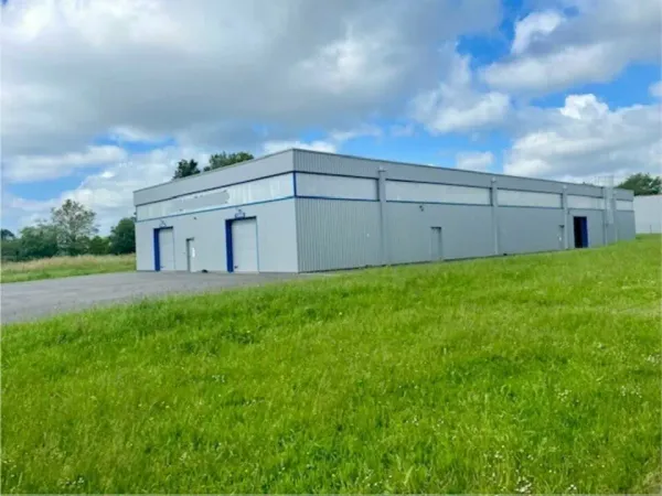 BUREAUX 905m2 