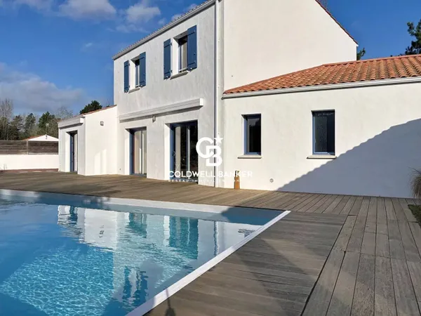 Maison 8 pièces 199 m² 