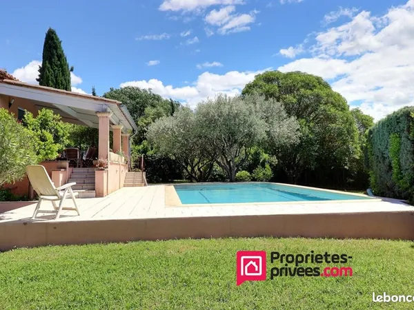 Villa 6 pièces 160 m² 