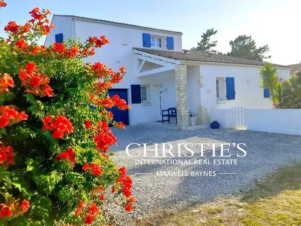 Maison de luxe 6 pièces 120 m² 