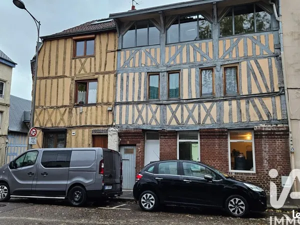 Studio 1 pièce 16 m² 