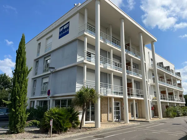 Studio 1 pièce 27 m² 