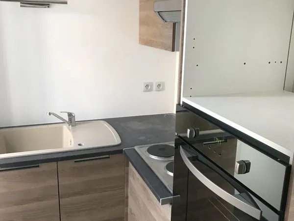 Appartement . 50 m² - 2 pièces 