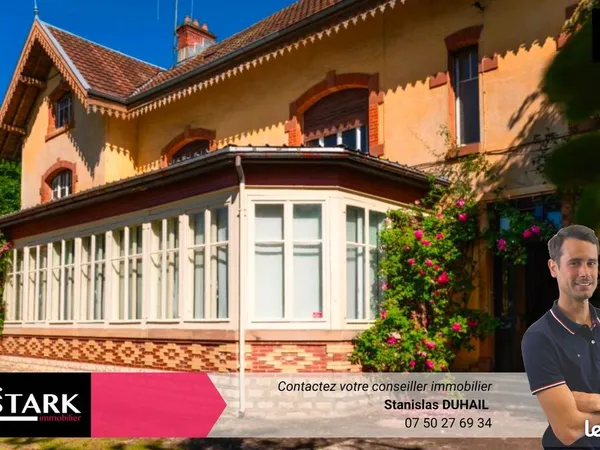 Villa 10 pièces 274 m² 