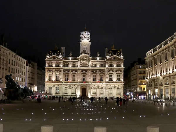 Vends appartement à transformer 