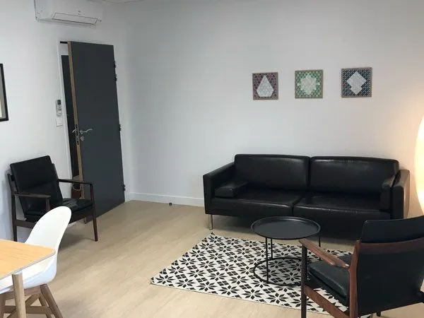 Cabinet paramédical 21,25 m² - La Rochelle - Zone Franche Urbaine (ZFU) 