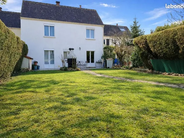 Maison 6 pièces 105 m² 