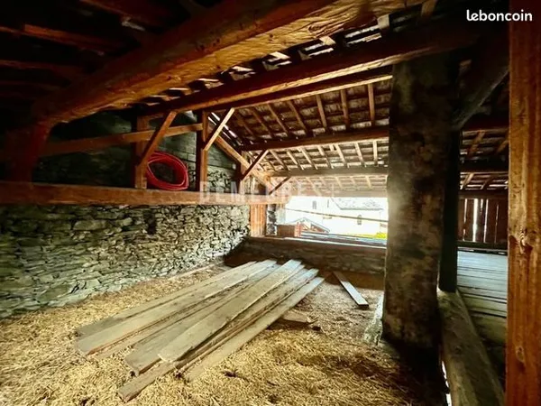 Maison 6 pièces 300 m² 