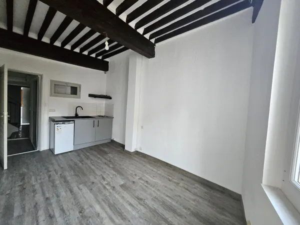 Appartement T2 dans rue piétonne 