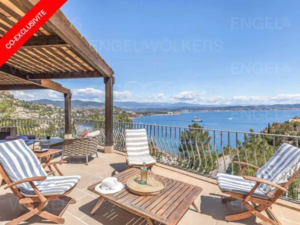 Villa 7 pièces 198 m² 