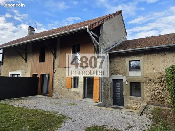 Maison 6 pièces 99 m² 