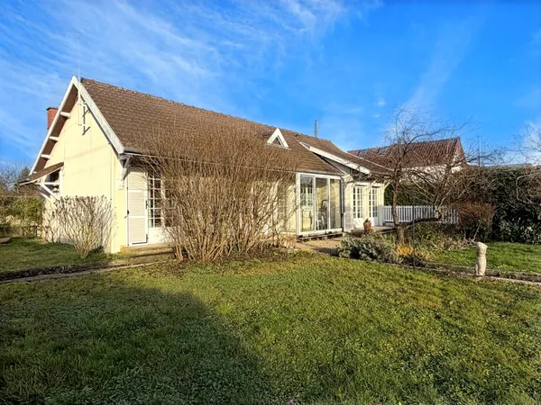 Saint Julien les Villas - T5 