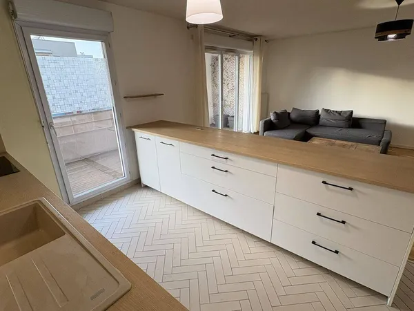 Appartement 4 pièces 82 m² 