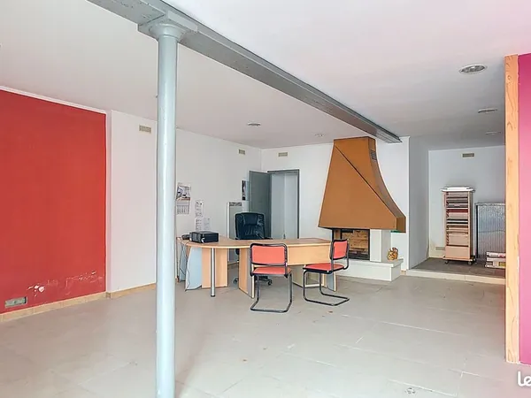 Murs commerciaux 60 m² CARPENTRAS 