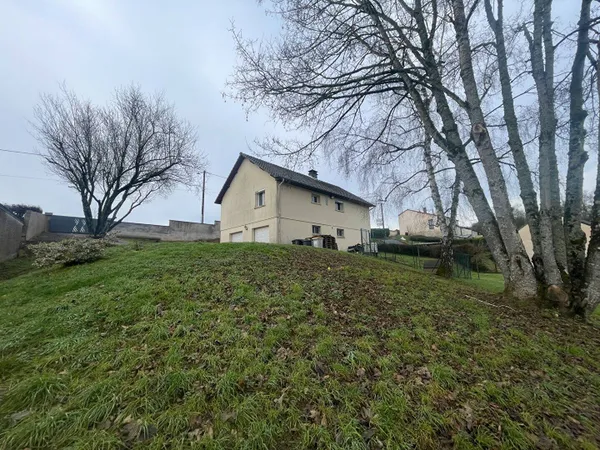 Maison de plain-pied 5 pièces 91 m² 