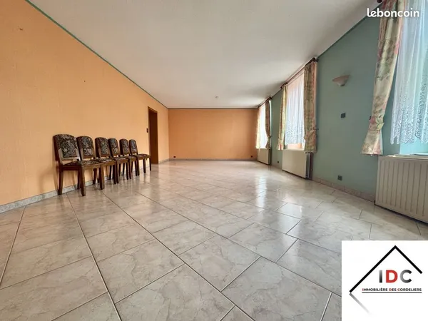 Immeuble 165 m² 