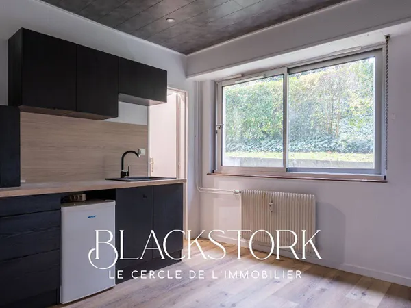 Appartement 1 pièce 14 m² 