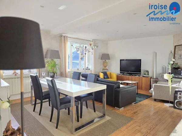 Triplex 4 pièces 80 m² 