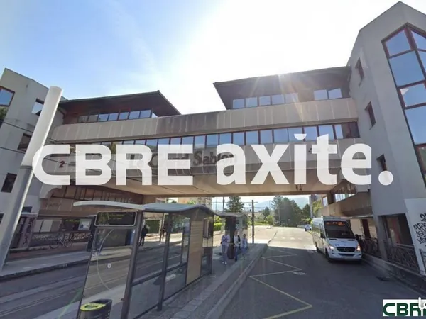 Bureaux 146 m² 