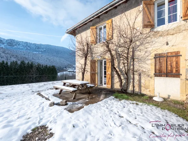 Appartement duplex aux Echampés 