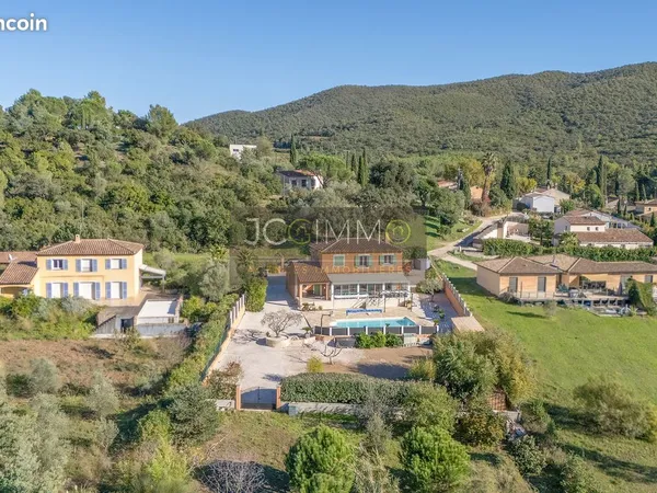 Maison 5 pièces 148 m² 