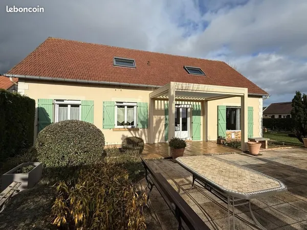 Pavillon 5 pièces 175 m² 