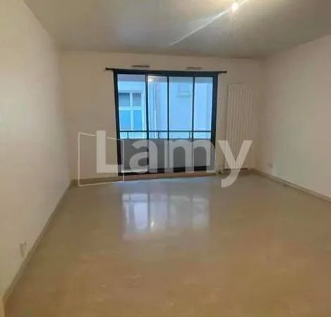 Appartement 3 pièces 86 m² 