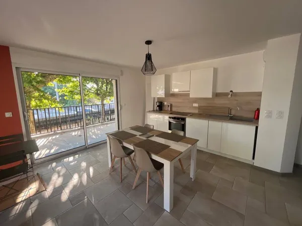 Appartement 2 pièces 53 m² 