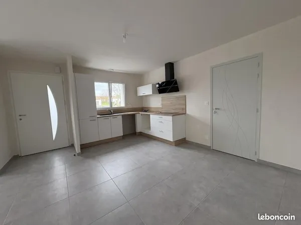 Maison 88 m² Froidfond 