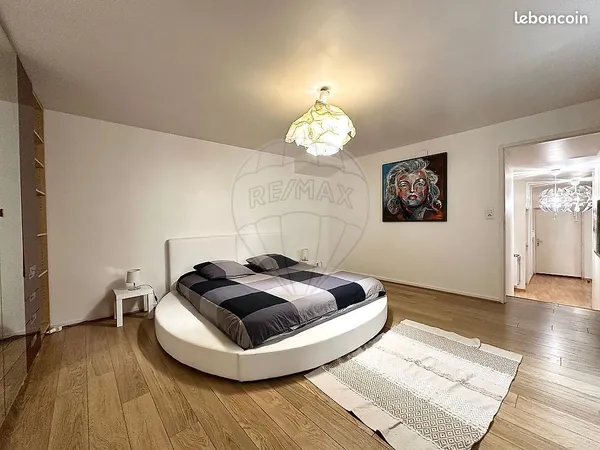 Appartement 4 pièces 121 m² 