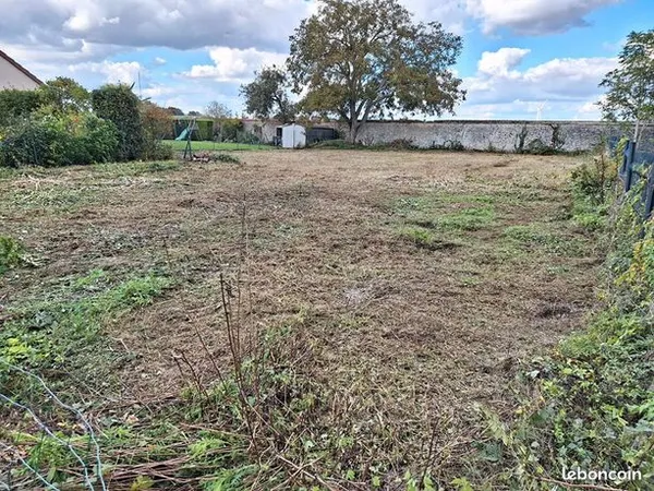 Terrain 903 m² 