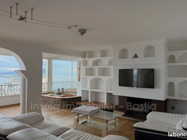 Appartement 3 pièces 106 m² 
