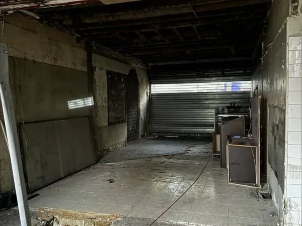 Local commercial 115 m² 