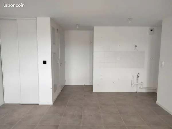 Location d'un appartement de 32 m2 avec balcon 