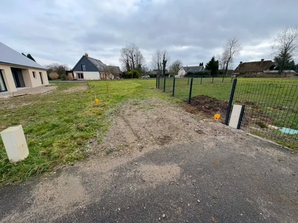 Terrain 713 m² 
