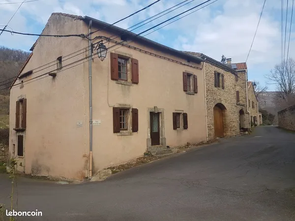 Maison de village Avène. Languedoc 