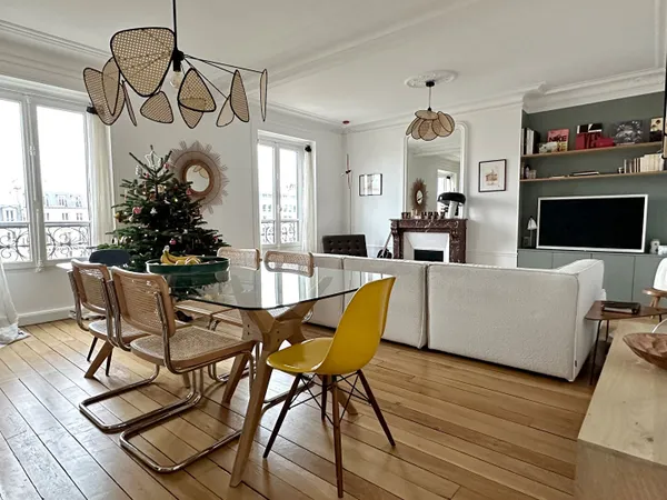 Appartement rénové métro Argentine 3 pièce(s) 73 m2 