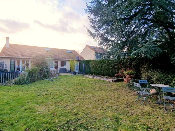 Maison de plain-pied 6 pièces 130 m² 