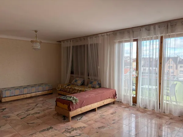 Appartement 4 pièces 80 m² 