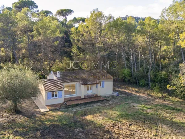 Maison de plain-pied 4 pièces 87 m² 