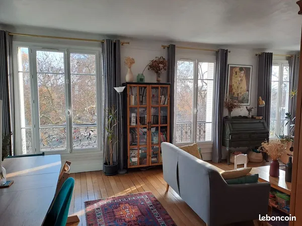 Appartement 3 pièces 69 m2-Rue du Château 