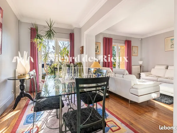 Maison 9 pièces 180 m² 