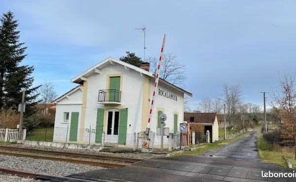 Maison meublee de type 3 