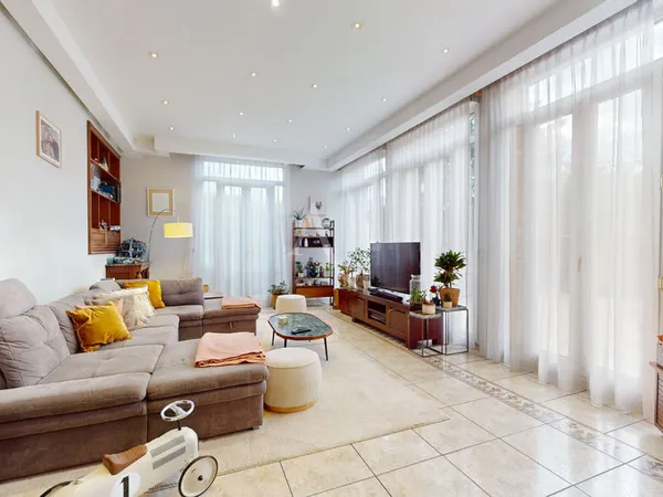 Maison Vente Les Pavillons-sous-Bois 11p 221m² 690000€