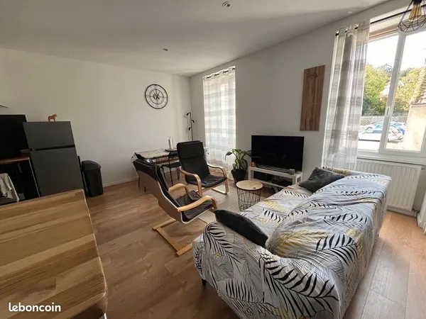 Appartement T4 Duplex meublé - 93m2 refait à neuf 