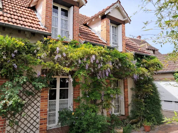 Maison 9 pièces 210 m² 